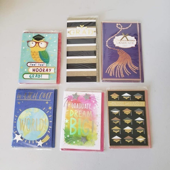 Voila Bundle of Graduation Cards, 6 Count with matching envelopes, Greeting Card - Picture 1 of 7